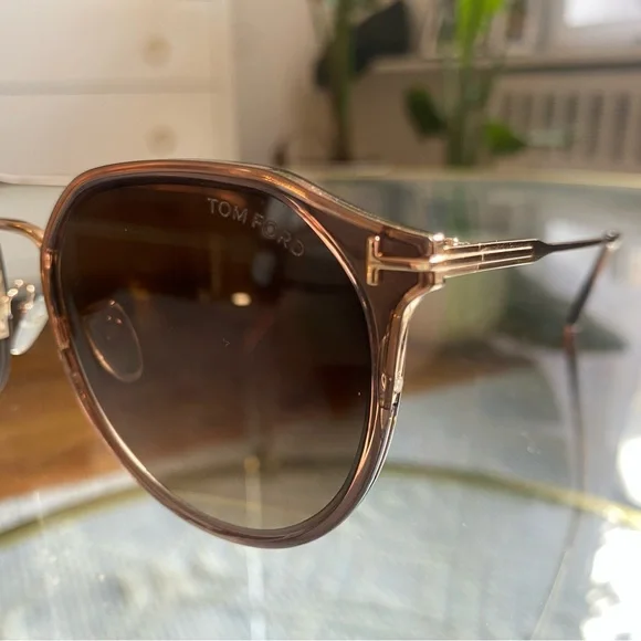 Tom Ford TF897-K 48F 55mm Round Sunglasses Dark Brown / Gradient display picture 1
